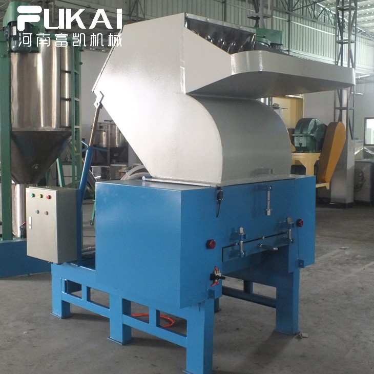 600強(qiáng)力塑料粉碎機(jī)